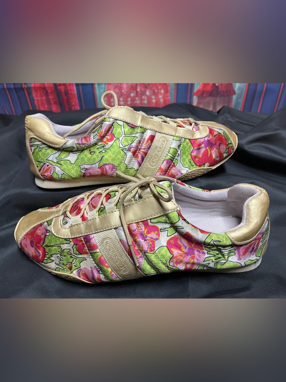 Coach Kirby Pink 🍃🌺🍃🌸 and Green Floral Leather-Trim Sneakers, GUC size 11